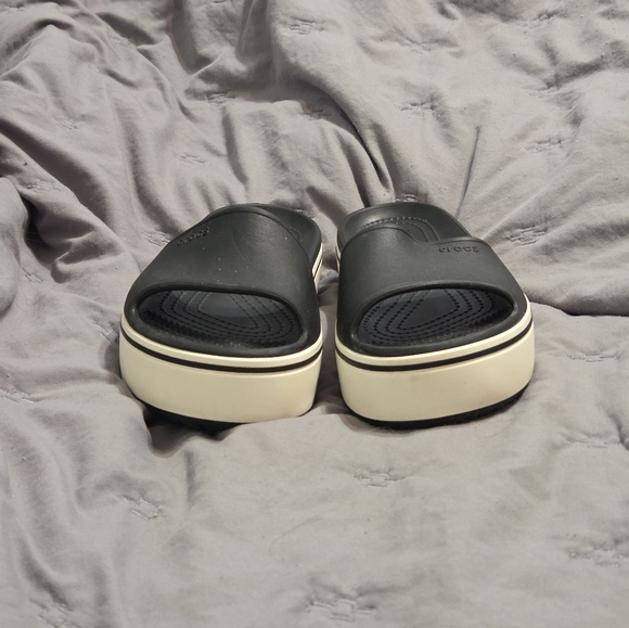 Crocs Classic Black Iconic Comfort Slides Platform Zooey Deschanel women size 6 - Picture 2 of 13